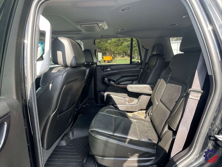 2015-chevrolet-tahoe-ltz-image-56