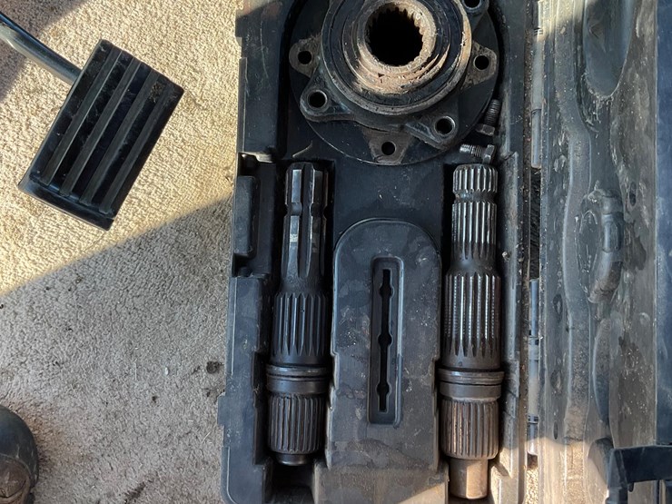 2006-case-ih-mx275-image-15