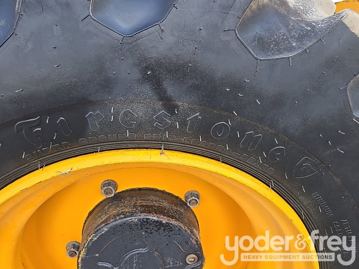 2017-jcb-512-56-image-40