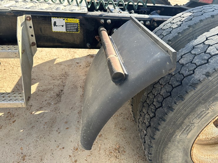 #33701-•-2011-mack-cxu-sleeper-truck-tractor-1m1aw09y4bm013132-image-27