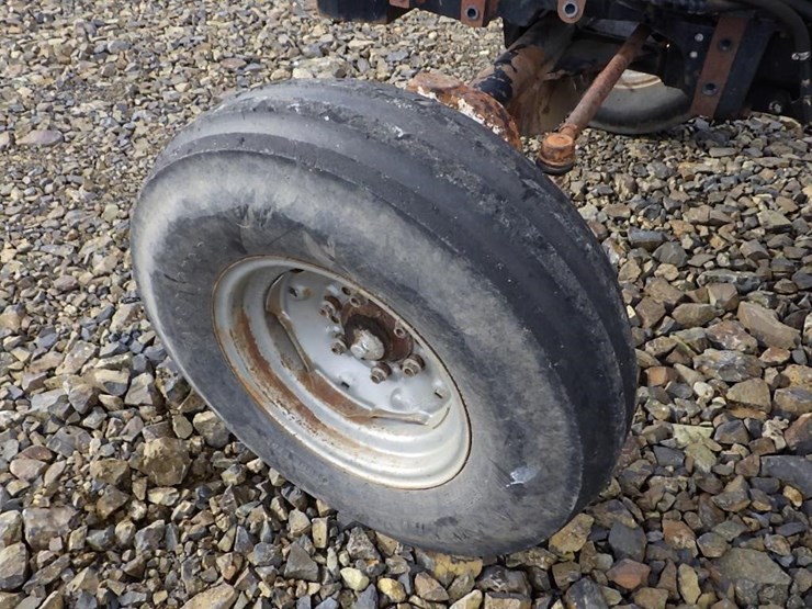 new-holland-tn60a-image-25