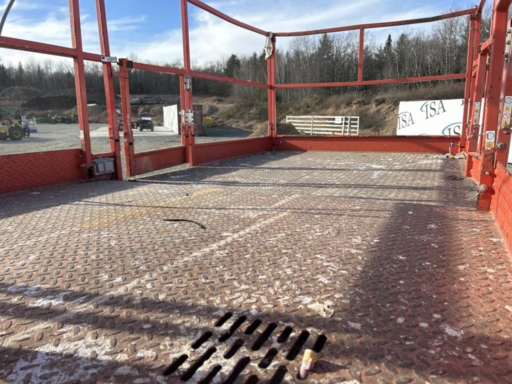 skyjack-sj8841rt-image-37