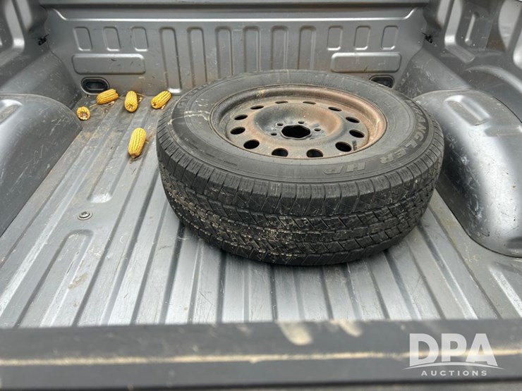 2020-ford-f150-xlt-image-8