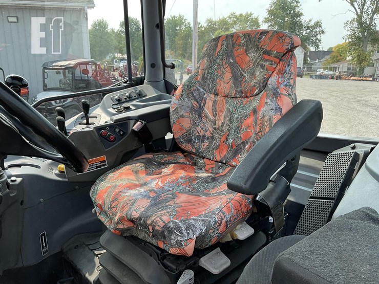 2015-kubota-m6-111-image-18