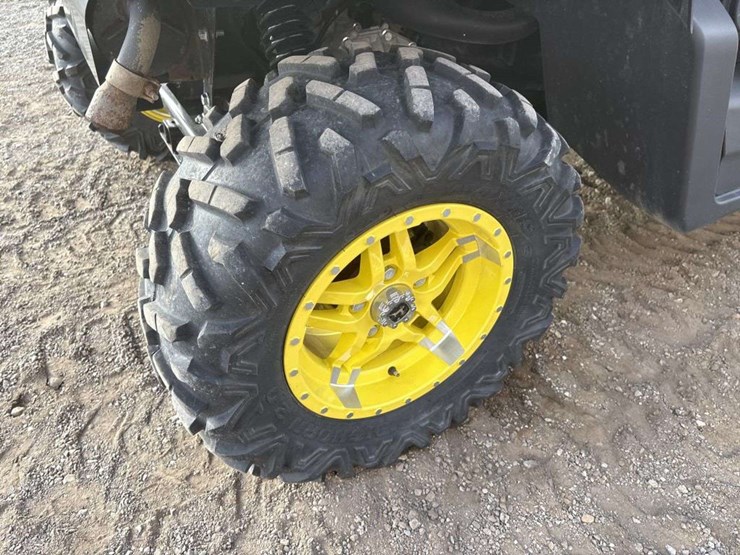 john-deere-gator-image-10