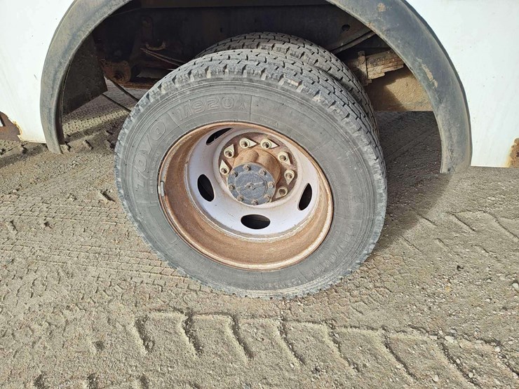 2018-ford-f550-image-71