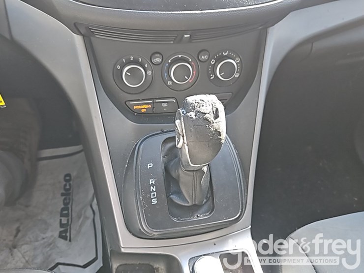 2016-ford-escape-image-26