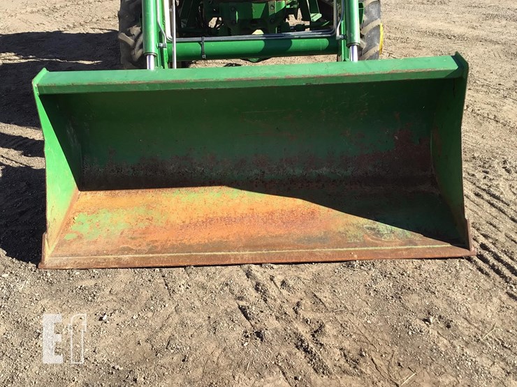 2014-john-deere-5045e-image-10