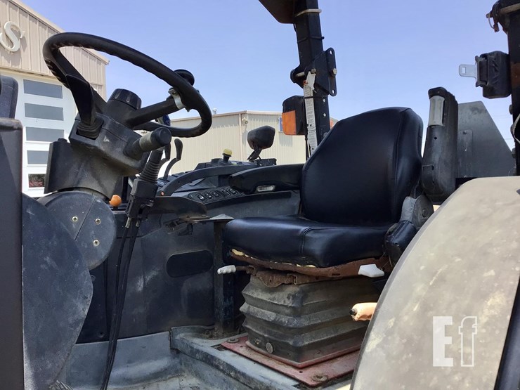 2005-case-ih-mxu110-image-14