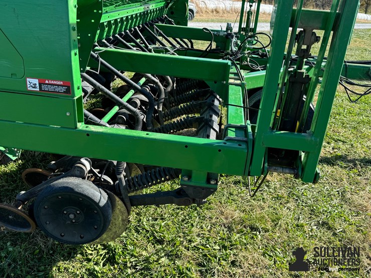 2009-john-deere-1590-image-17