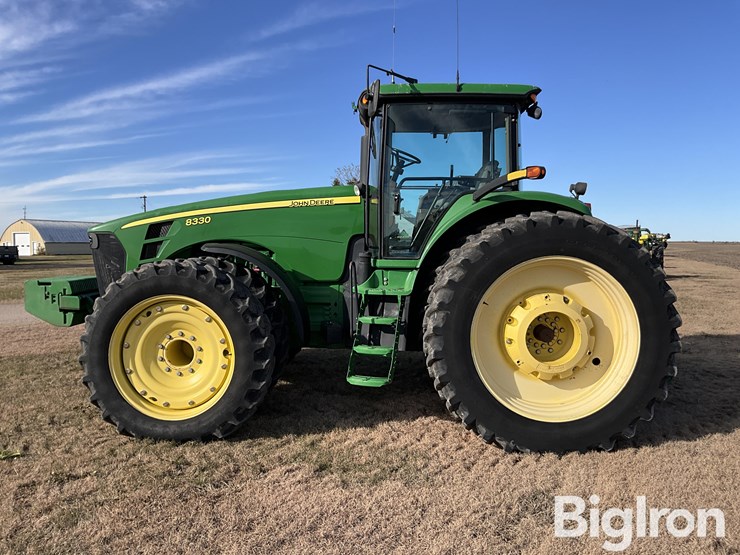 2007-john-deere-8330-image-8