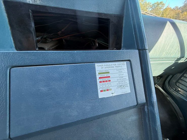 1991-chevrolet-c30-image-60