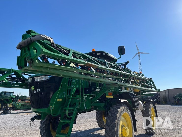 2019-john-deere-r4038-image-57