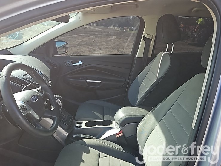 2016-ford-escape-image-21