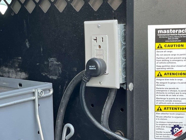 2012-chevrolet-express-van-image-36