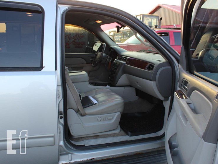 2010-gmc-yukon-image-5