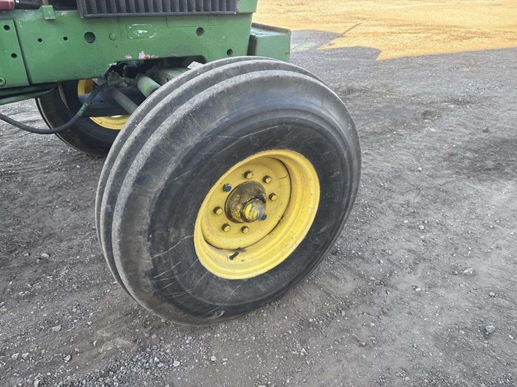 john-deere-2955-image-10