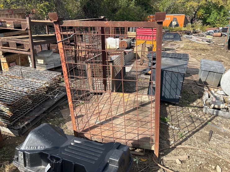 #128-•-40”-x-59”’-steel-cage-image-2