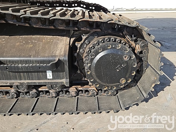 2019-caterpillar-320-image-26