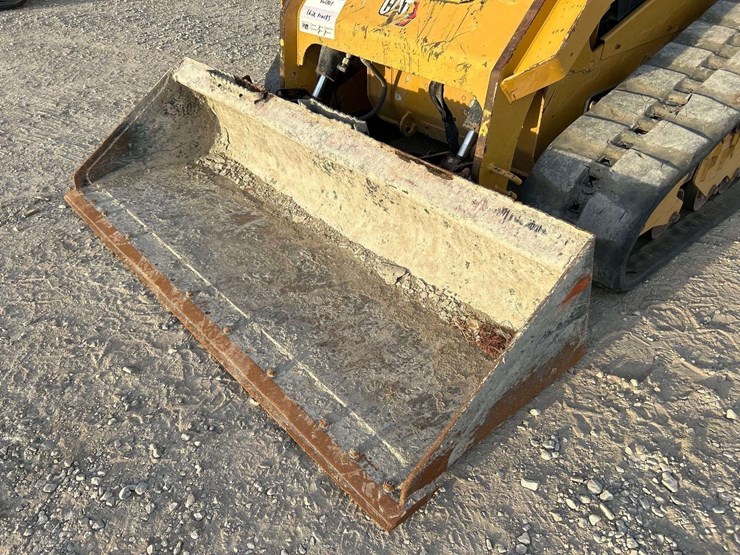 2021-caterpillar-289d3-image-17