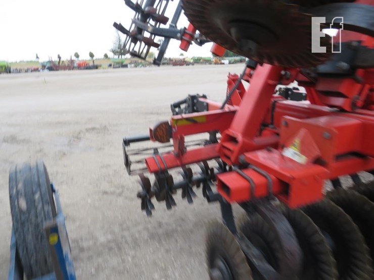 2012-kuhn-krause-8000-30-image-5
