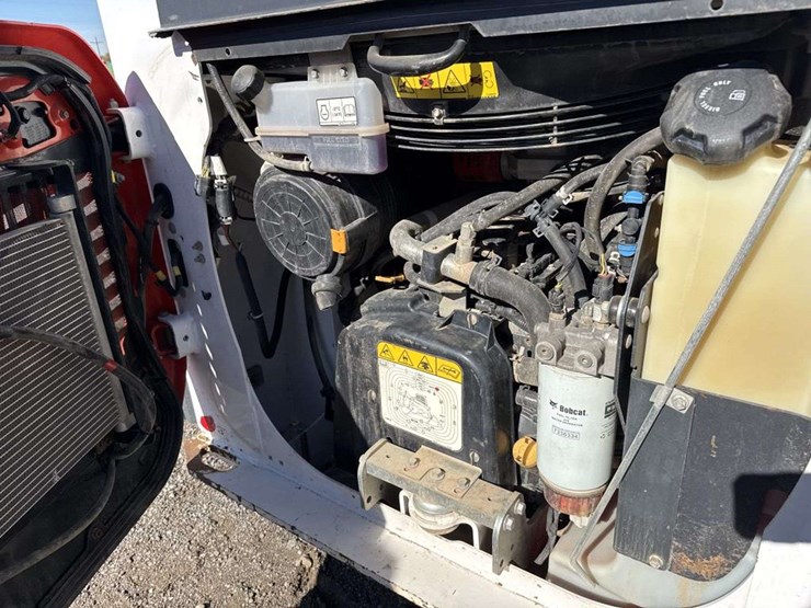 2022-bobcat-t66-image-8