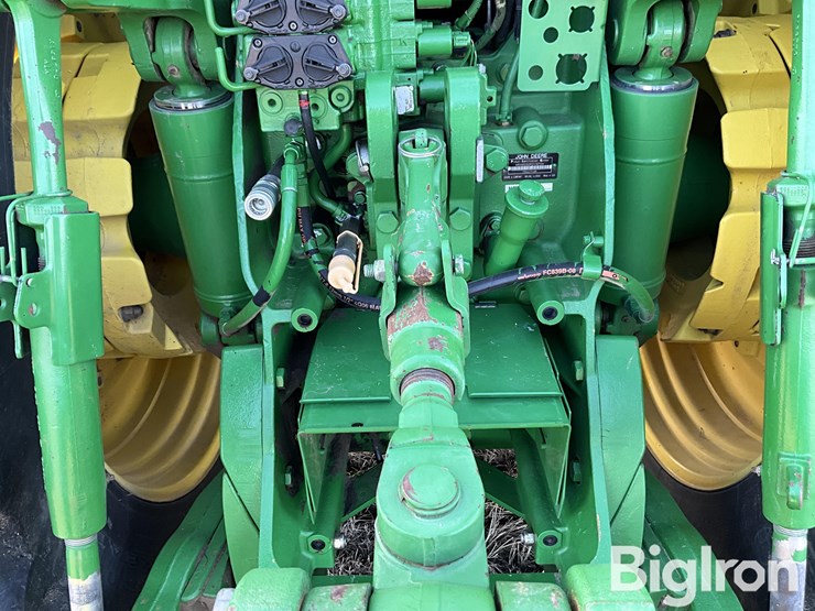 2007-john-deere-8330-image-11