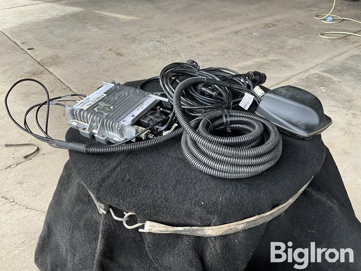 john-deere-jd-link-modular-telematics-gateway-4g-lte-image-7