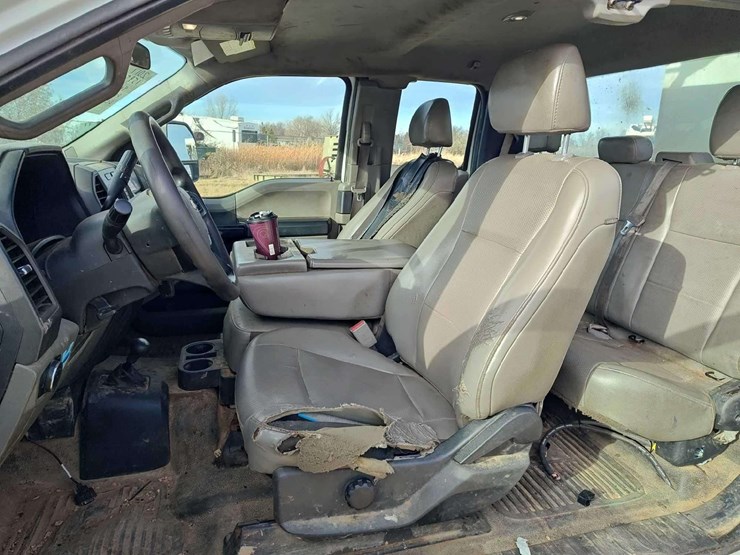 2017-ford-f550-image-52