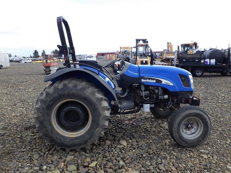 new-holland-tn60a-image-3