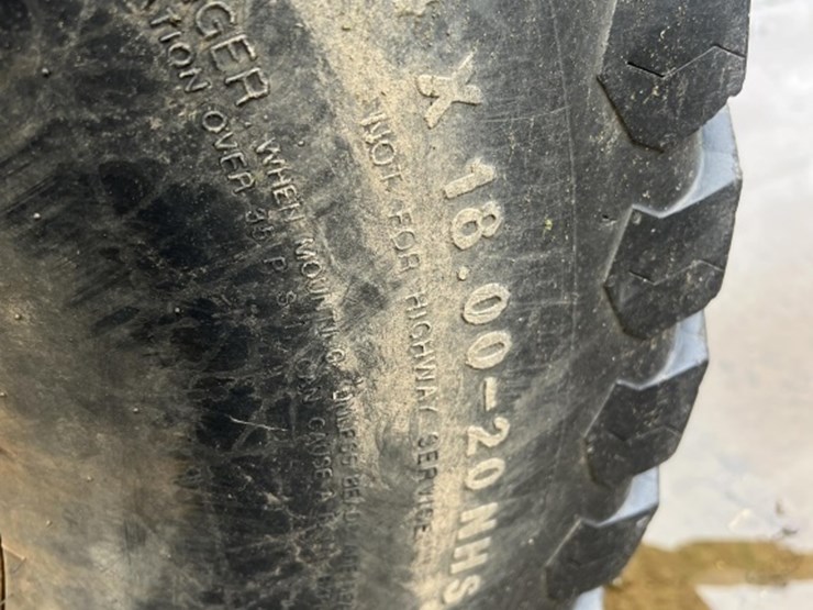 2001-new-holland-tc40d-image-10