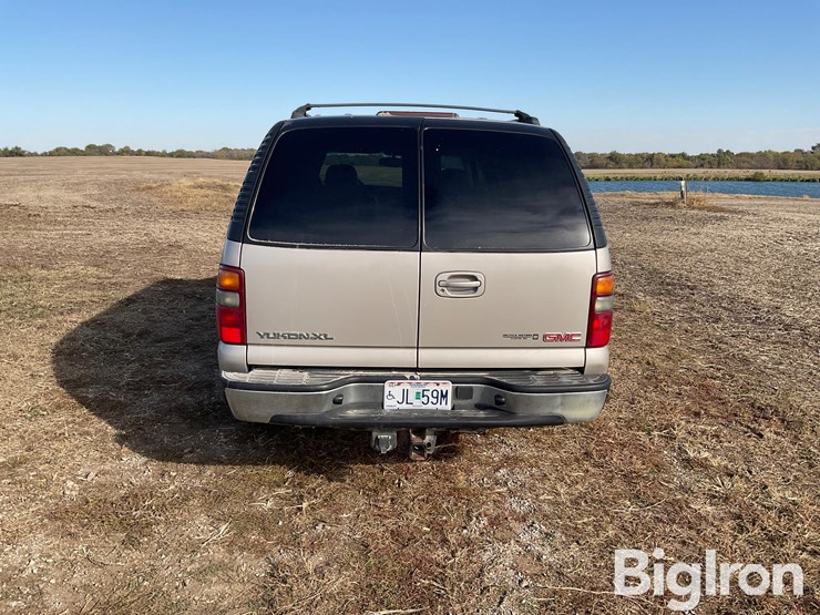 2003-gmc-yukon-xl-image-6