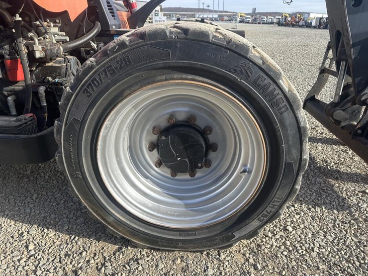 2015-jlg-g6-42a-image-50