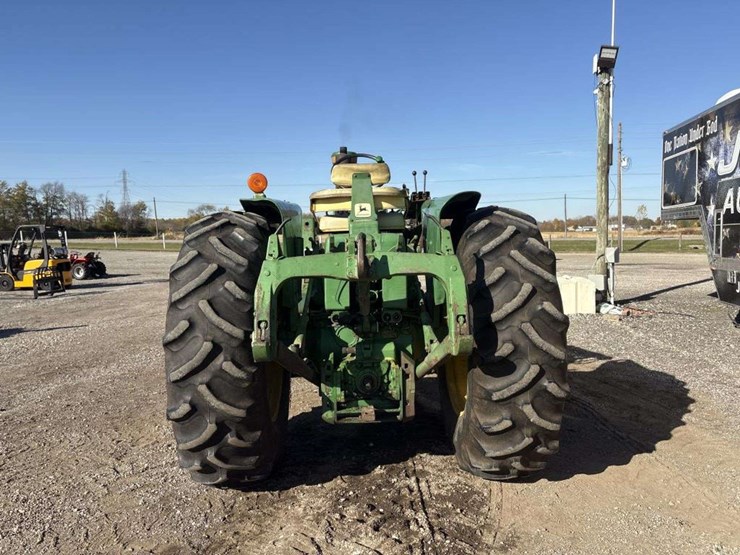 john-deere-4020-image-4