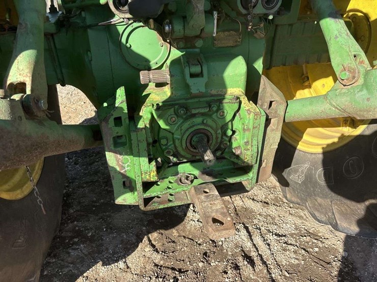 john-deere-4020-image-11