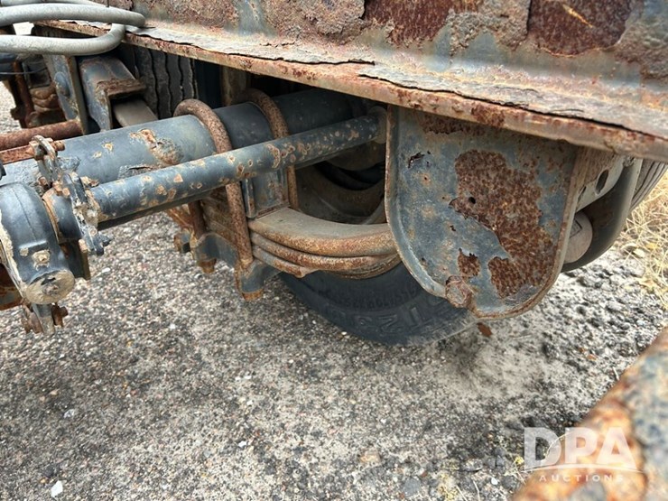 2013-neville-tender-trailer-image-28