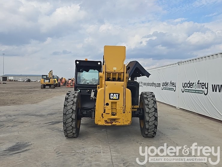2019-caterpillar-tl1255d-image-4