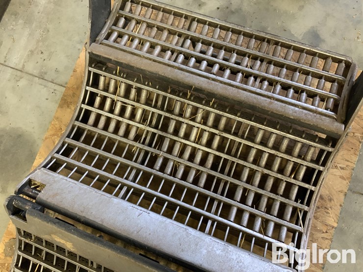 new-holland-cr7090-image-11