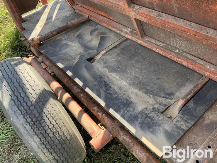 pinkleman-portable-cattle-chute-image-18