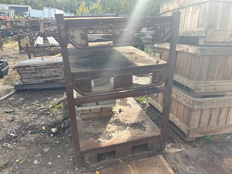 #135-•-44”-x-80”-stack-tables-image-2