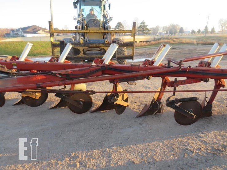 international-720-image-4