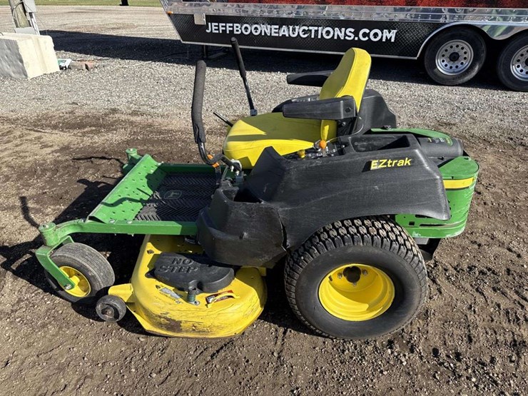 john-deere-z445-image-2