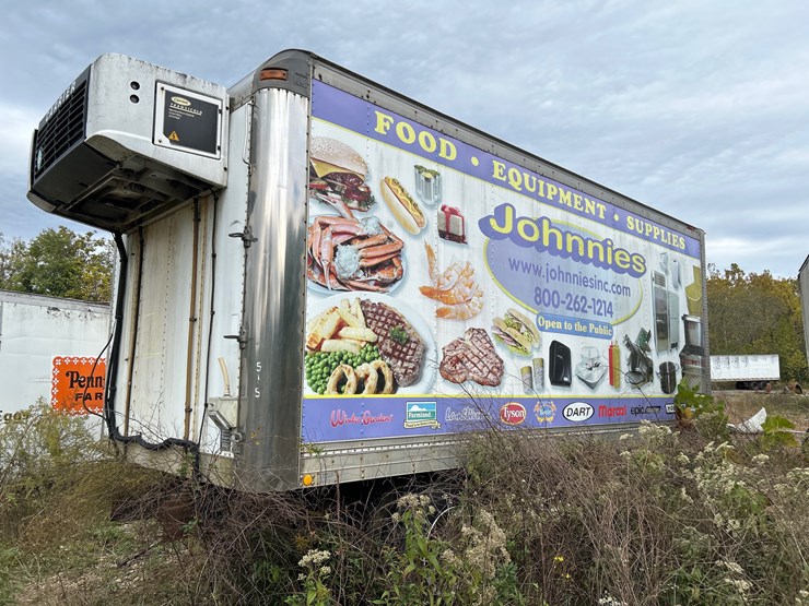 #73-•-17’-box-with-refer-unit-on-frame-image-3