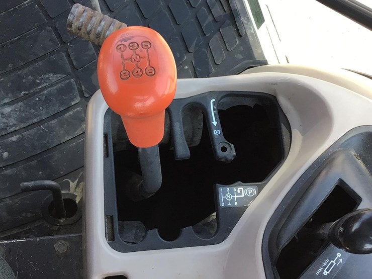 kubota-m7060-image-18