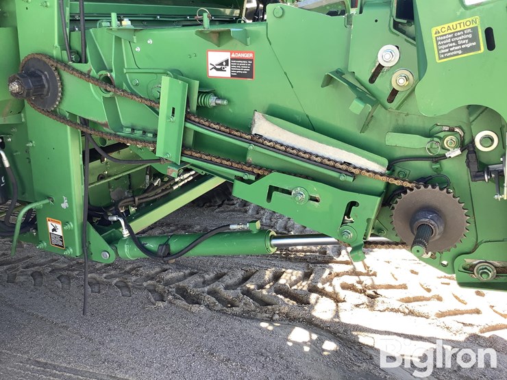 2012-john-deere-s670-image-15