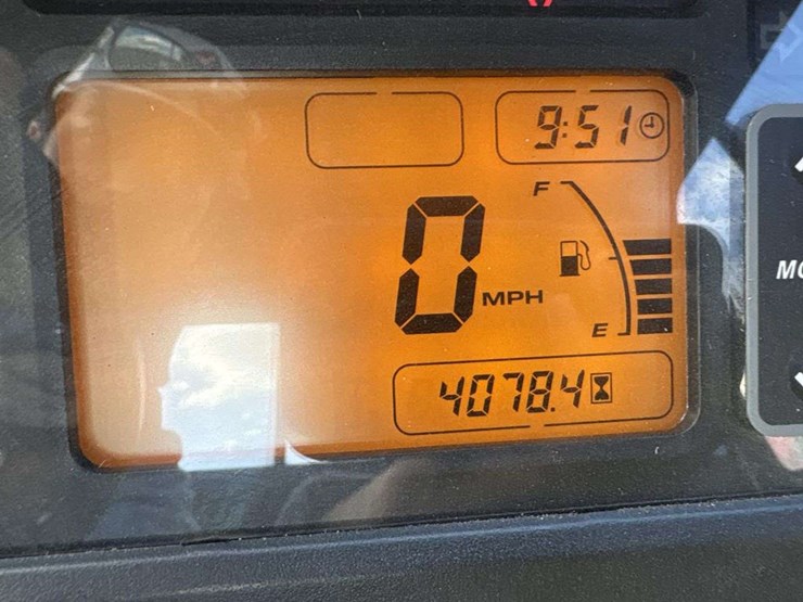 john-deere-gator-image-17