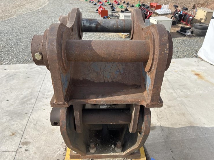 komatsu-pc300-image-15