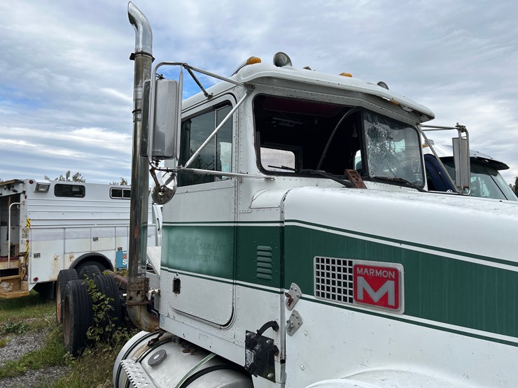 #67-•-marmon-tractor-for-parts-image-3