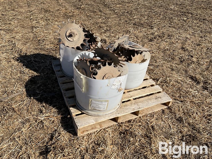 kinze-trash-whips-image-2