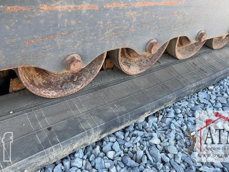 2019-bobcat-t770-image-14